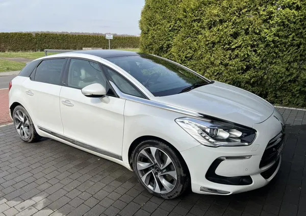 śląskie Citroen DS5 cena 49900 przebieg: 97000, rok produkcji 2013 z Warka